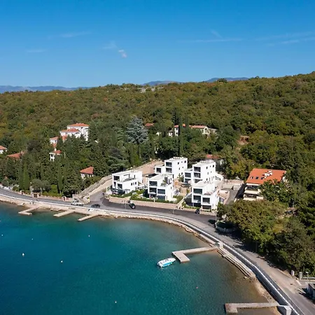 Apartman 2 Bedroom Lovely Apartment In Omisalj *