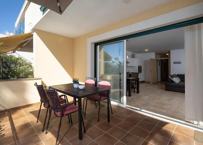 2 Bedroom Lovely In Apartament